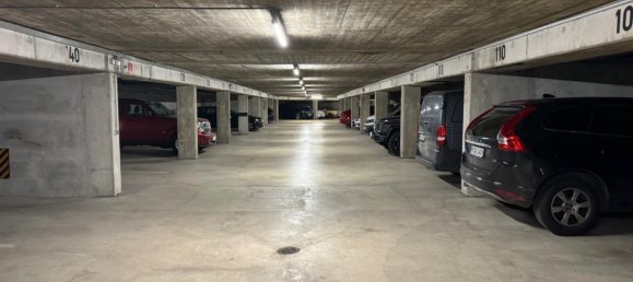 Parking à Munich, Germany No. 218626 2