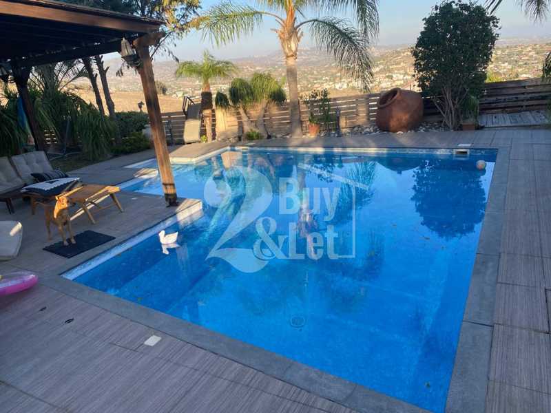 3 bedrooms House in Parekklisia, Cyprus No. 16523