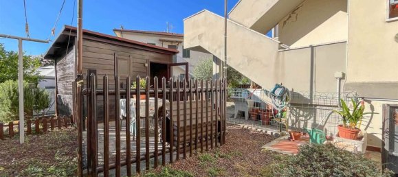 3 rooms Apartment in Rosignano Marittimo, Italy No. 278515 3