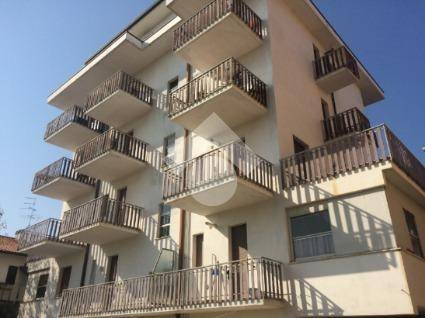 2 bedrooms Apartment in Ravenna, Italy No. 195357