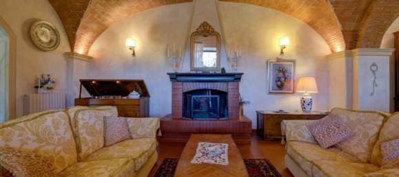 4 bedrooms House in Fauglia, Italy No. 1434 8