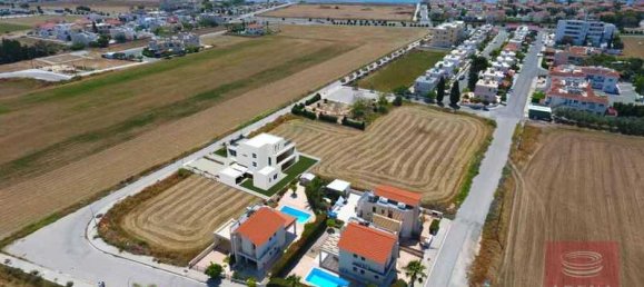 4 Schlafzimmer Villa in Larnaca, Cyprus, Nr. 19874 7