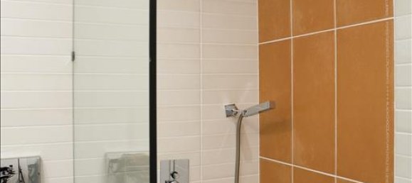 111m² Property in Athens, Greece No. 4576 6