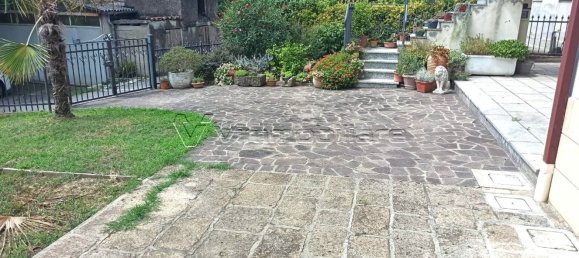 7 rooms Apartment in Albettone, Italy No. 265132 5