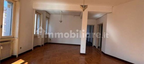 3 chambres Appartement à Varese, Italy No. 332219 6