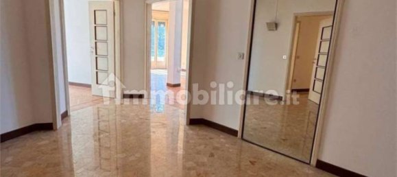 3 chambres Appartement à Varese, Italy No. 332219 3