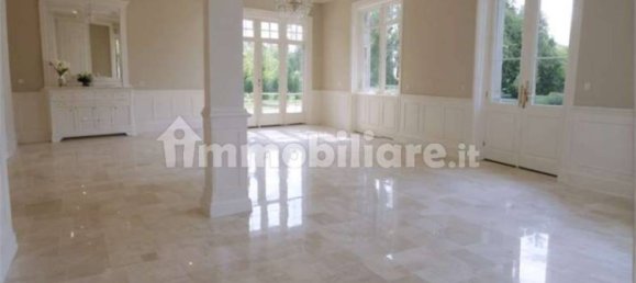 3 chambres Appartement à Varese, Italy No. 332219 8