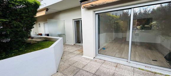 1 bedroom Apartment in Nogent-sur-Marne, France No. 168680 2