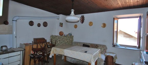 Дом с 2 комнатами в Донго, Италия № 100328 4