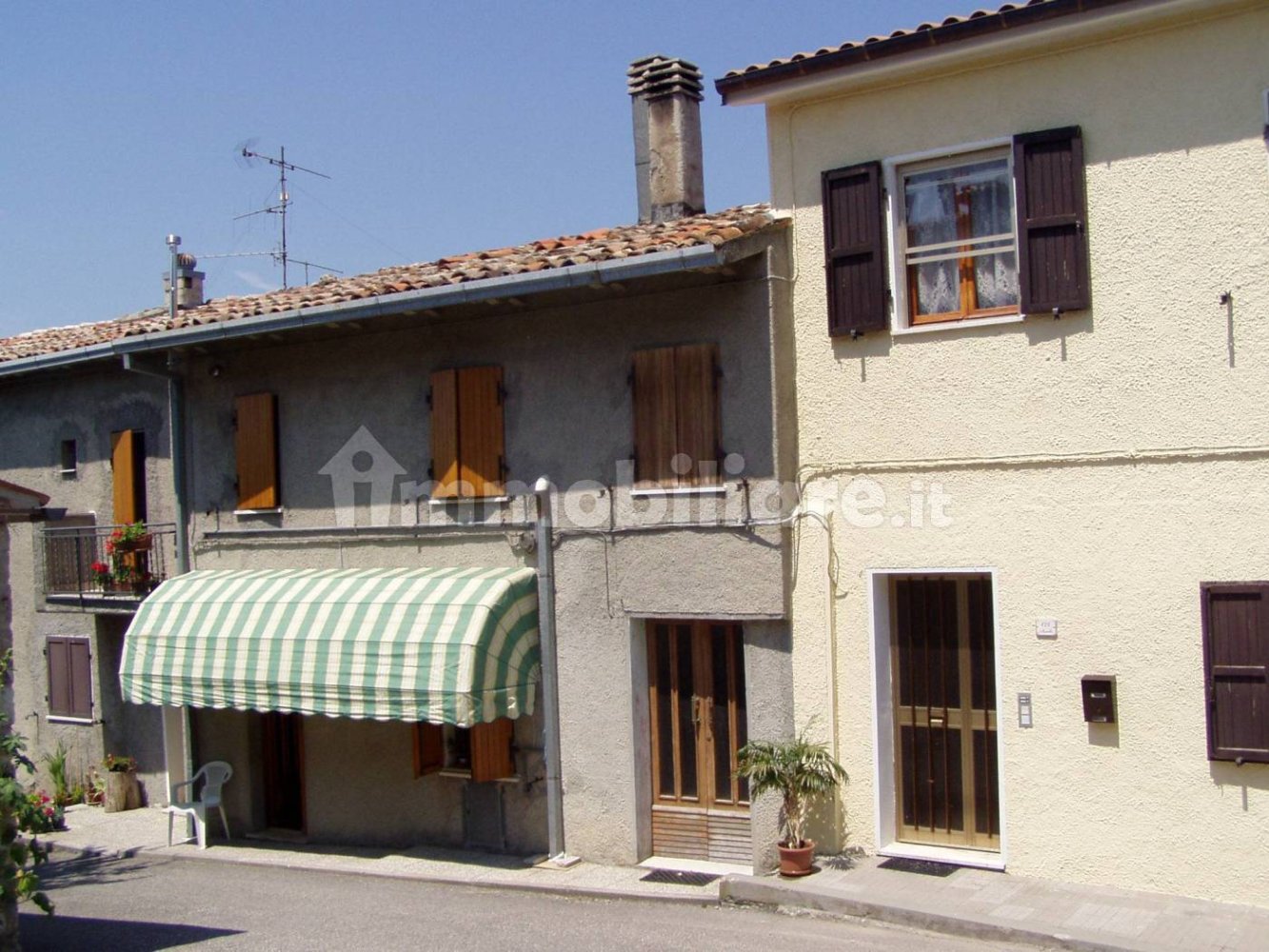4 bedrooms House in Maiolo, Italy No. 73484