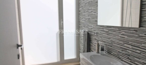 3 Schlafzimmer Penthouse in Sliema, Malta, Nr. 8039 23