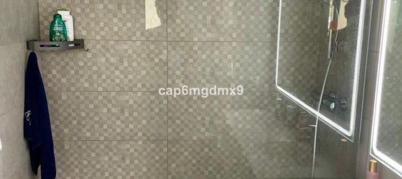 3 bedrooms Apartment in Benahavis, Spain No. 135229 18