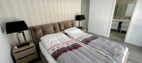 3 bedrooms Apartment in Benahavis, Spain No. 135229 19