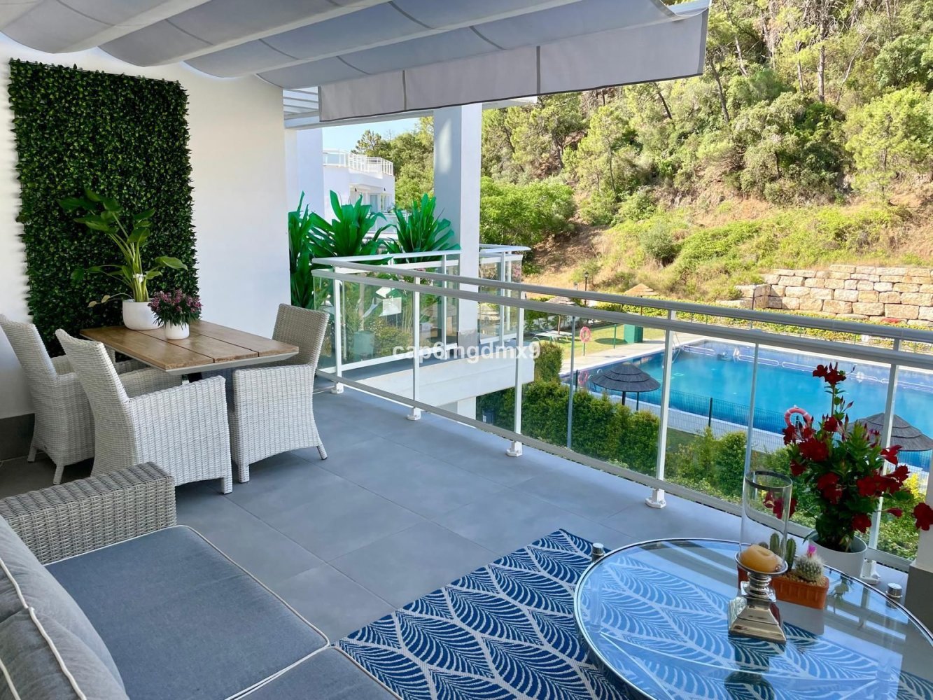 3 bedrooms Apartment in Benahavis, Spain No. 135229