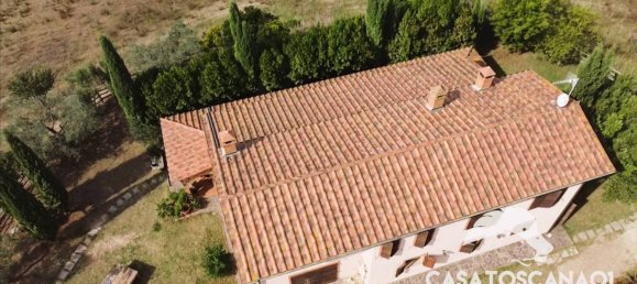 3 Schlafzimmer Haus in Gavorrano, Italy, Nr. 209011 24