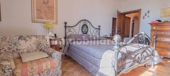 3 Schlafzimmer Haus in Gavorrano, Italy, Nr. 209011 11