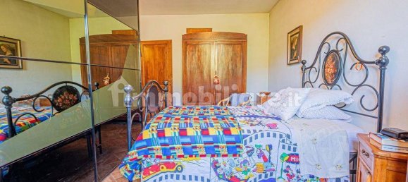 3 Schlafzimmer Haus in Gavorrano, Italy, Nr. 209011 9