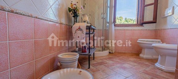 3 Schlafzimmer Haus in Gavorrano, Italy, Nr. 209011 15