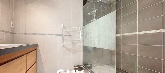 2 bedrooms Apartment in Macon, France No. 312099 10