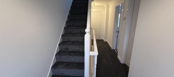 3 bedrooms House in Gillingham, United Kingdom No. 951 60