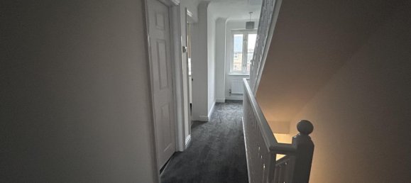 3 bedrooms House in Gillingham, United Kingdom No. 951 57