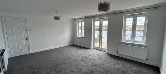 3 bedrooms House in Gillingham, United Kingdom No. 951 75