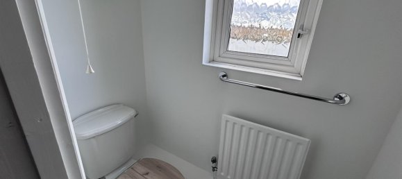 3 bedrooms House in Gillingham, United Kingdom No. 951 26