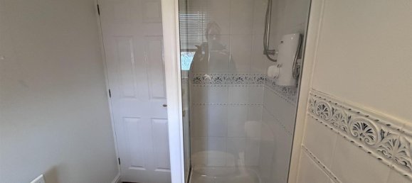 3 bedrooms House in Gillingham, United Kingdom No. 951 8