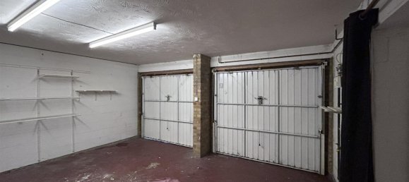 3 bedrooms House in Gillingham, United Kingdom No. 951 4