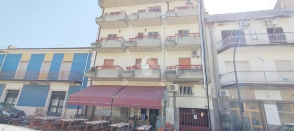 Apartamento de 5 habitaciónes en Cervaro, Italy No. 41018 19