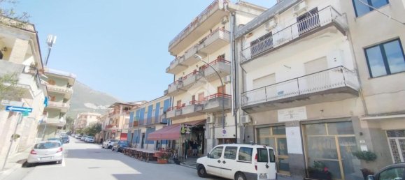 Apartamento de 5 habitaciónes en Cervaro, Italy No. 41018 20