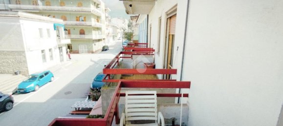 Apartamento de 5 habitaciónes en Cervaro, Italy No. 41018 17