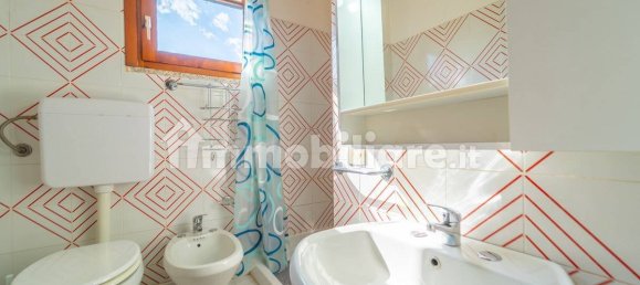 2 Schlafzimmer Wohnung in San Teodoro, Italy, Nr. 293383 12