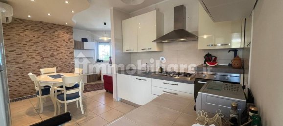 2 Schlafzimmer Wohnung in Santa Marinella, Italy, Nr. 348639 6