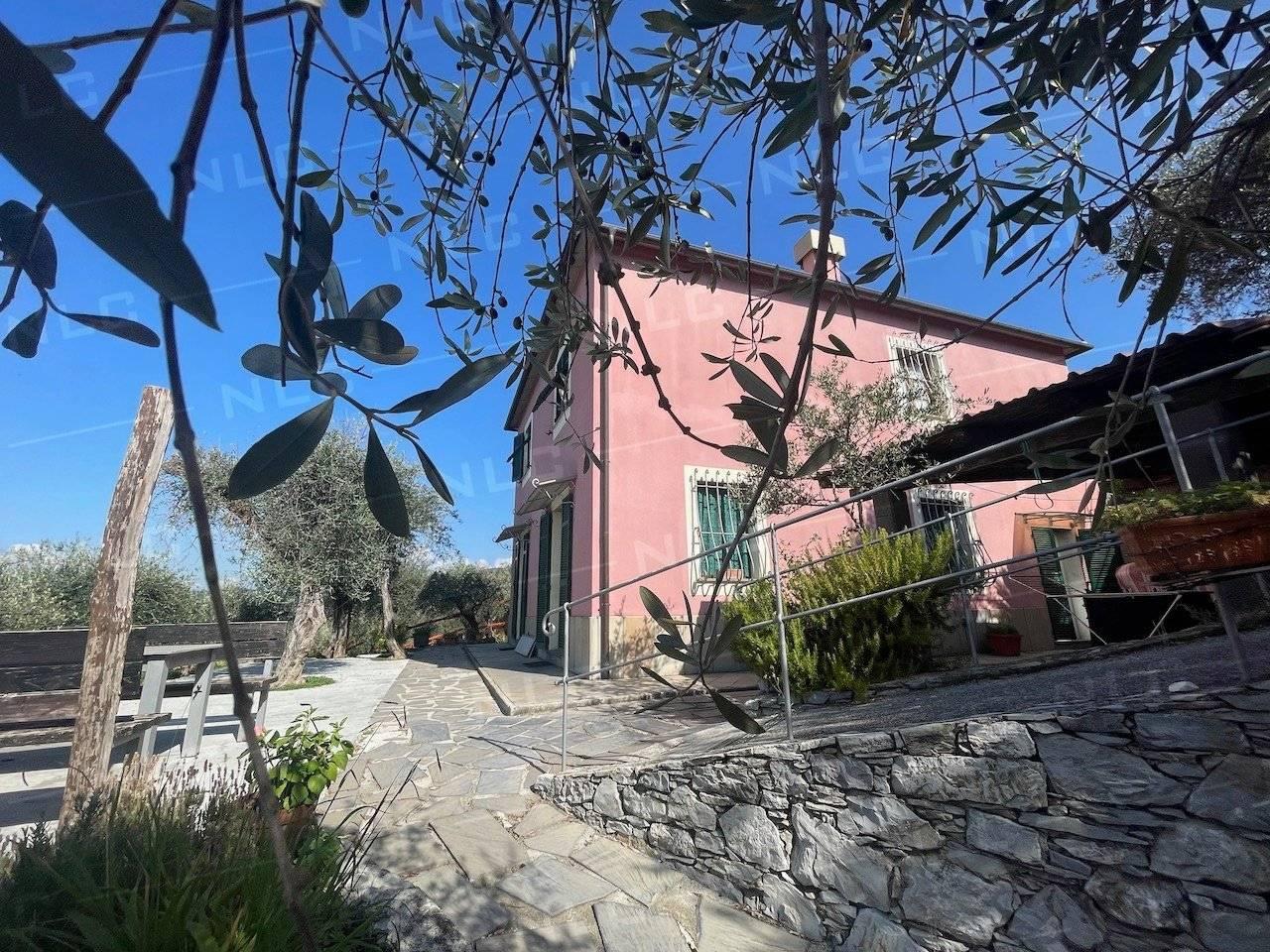 8غرفة فيلا في Lavagna, Italy رقم 170956