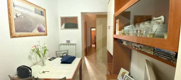 Apartamento de 2 habitaciónes en Bari, Italy No. 127991 4