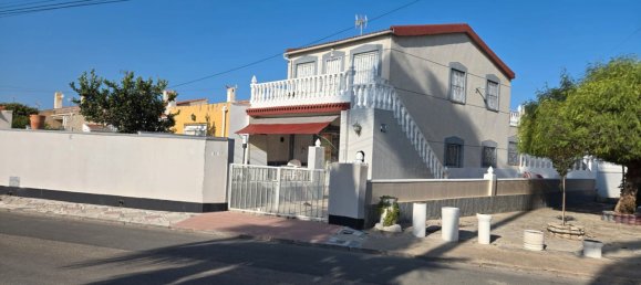 Casa de 5 dormitorios en Torrevieja, Spain No. 142454 2