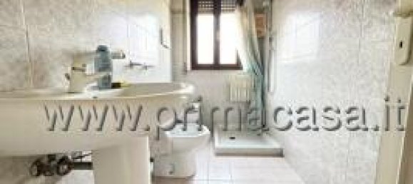 Casa de 4 divisões em San Bonifacio, Italy N.º 163666 12