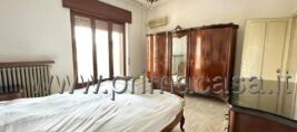 Casa de 4 divisões em San Bonifacio, Italy N.º 163666 8