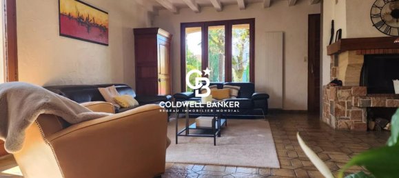 Villa de 4 dormitorios en Merignac, France No. 352202 5