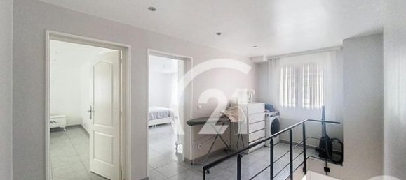 Casa de 4 dormitorios en Villiers-le-Bel, France No. 361365 5