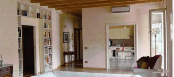Apartamento de 3 habitaciónes en Cremona, Italy No. 265604 6