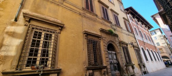 Gebäude in Lucca, Italy 1764m², Nr. 305486 4