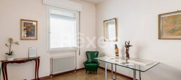 25 rooms Building in Padua, Italy No. 127537 20