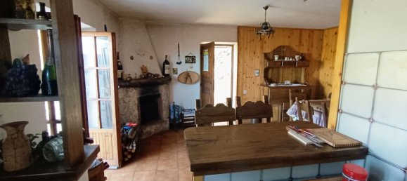 Дом с 5 комнатами в Серроне, Италия № 74222 8