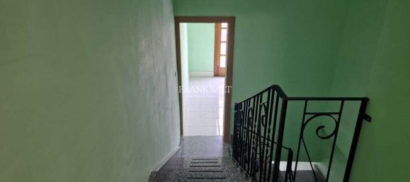 Офис в Паола, Мальта № 12785 6