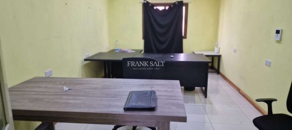 Офис в Паола, Мальта № 12785 2