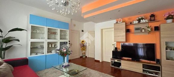 4 bedrooms Apartment in Mogliano Veneto, Italy No. 315604 2