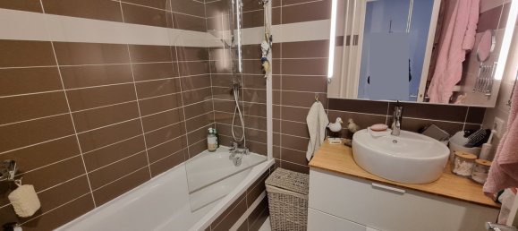 2 bedrooms Apartment in Brunoy, France No. 177036 8