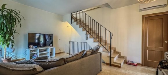 6 rooms Villa in Rome, Italy No. 61171 3